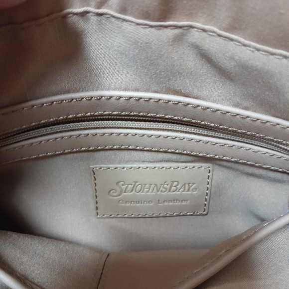 ST. JOHN'S BAY Women's Real Genuine Leather Tan Handbag Size:OS   ST. JOHN'S Bay - Picture 2 of 10